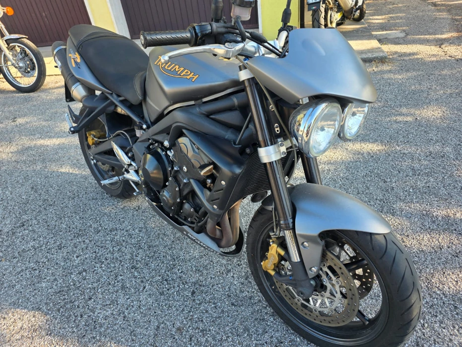 Vetrina Tecnomoto
